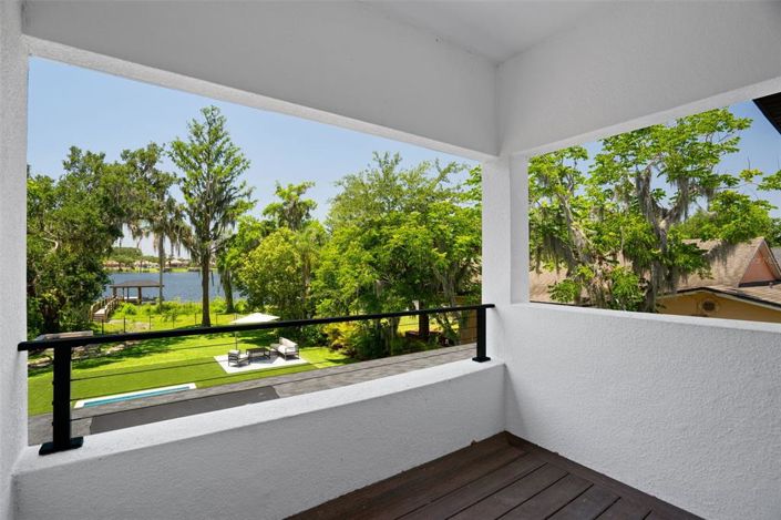 Image No.33-5 Bed Property for sale