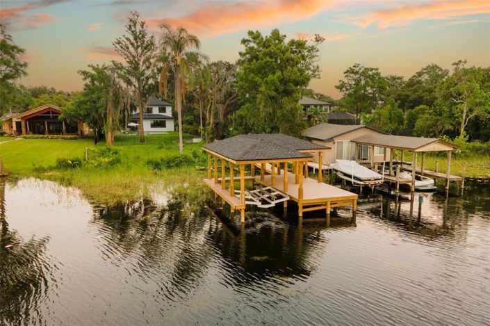 Image No.43-5 Bed Property for sale