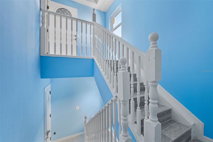 Image No.11-6 Bed Property for sale