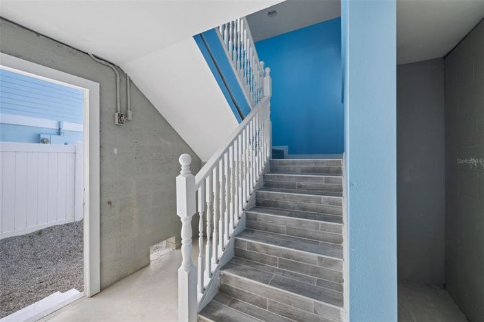 Image No.9-6 Bed Property for sale