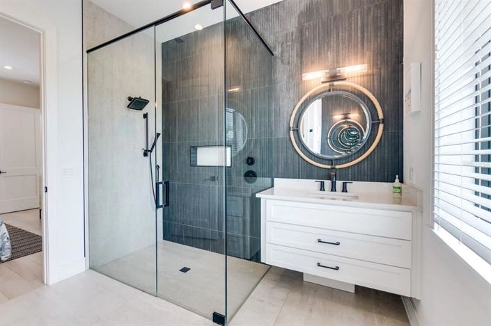 Image No.23-9 Bed Property for sale