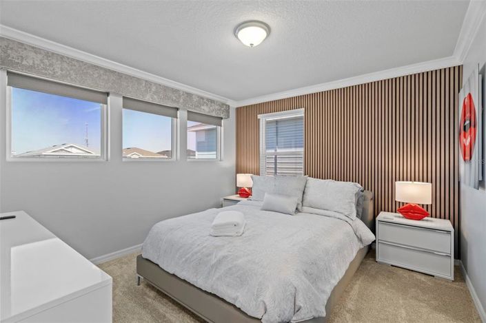 Image No.19-5 Bed Property for sale