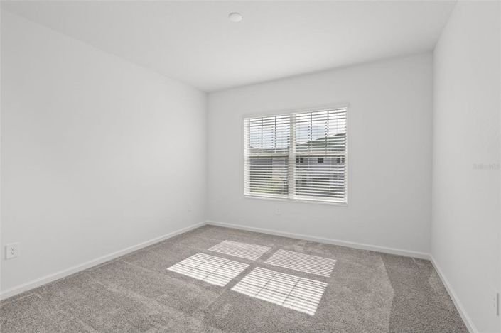 Image No.15-4 Bed Townhouse for sale