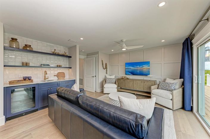 Image No.43-4 Bed Property for sale