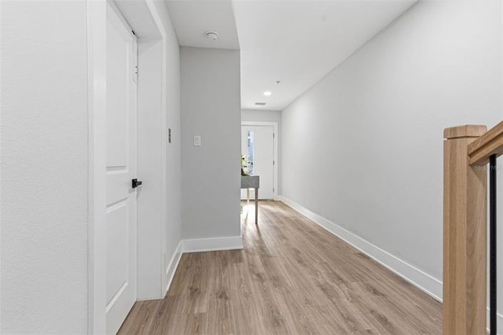 Image No.10-5 Bed Property for sale