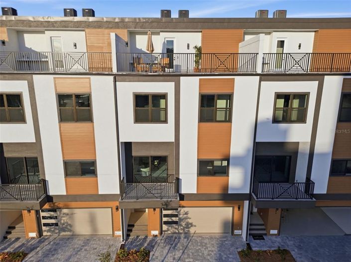 Image No.5-5 Bed Property for sale