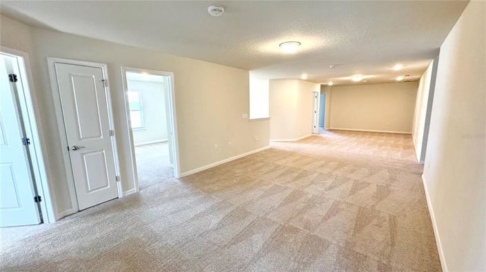 Image No.19-10 Bed Property for sale