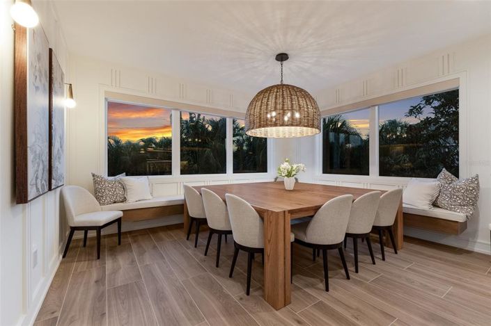 Image No.12-5 Bed Property for sale