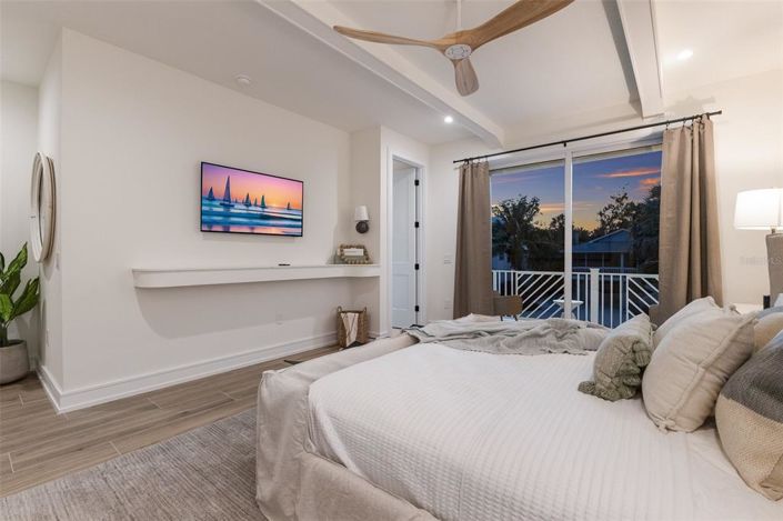 Image No.16-5 Bed Property for sale