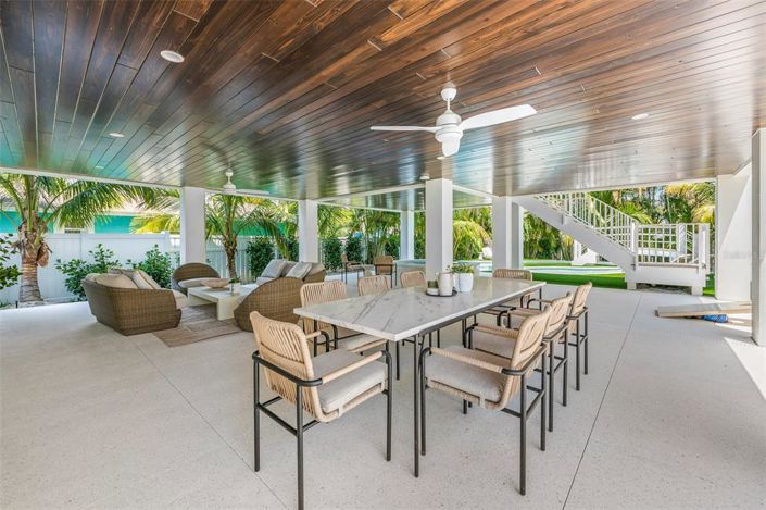 Image No.21-5 Bed Property for sale