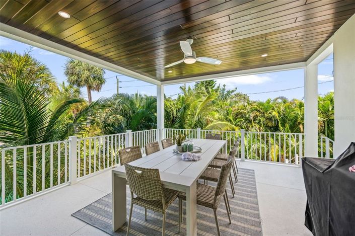 Image No.30-5 Bed Property for sale