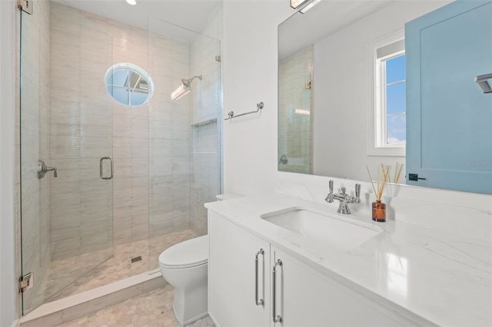 Image No.45-5 Bed Property for sale