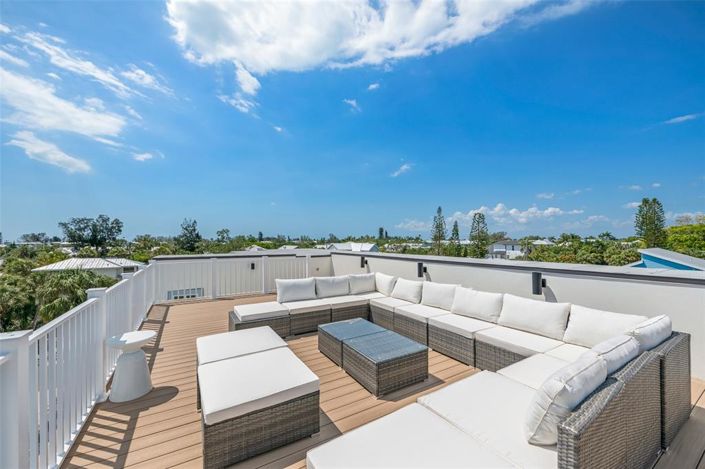 Image No.49-5 Bed Property for sale