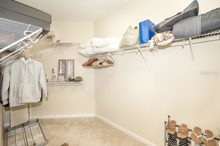 Image No.20-3 Bed Property for sale