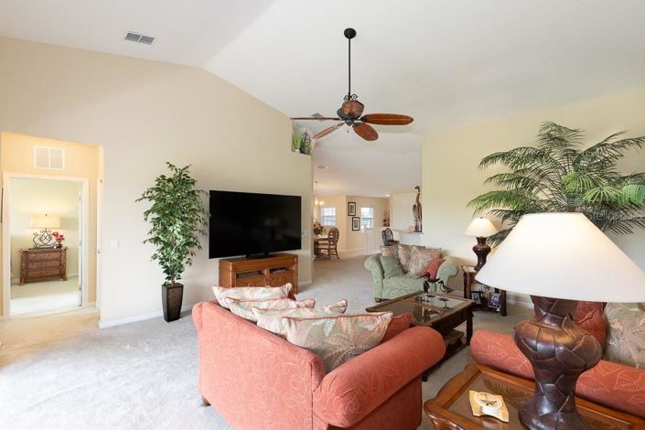 Image No.9-3 Bed Property for sale