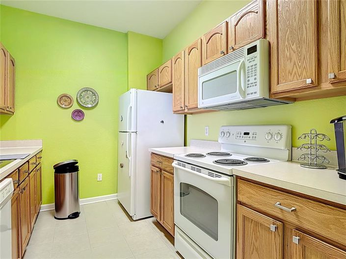 Image No.12-3 Bed Property for sale