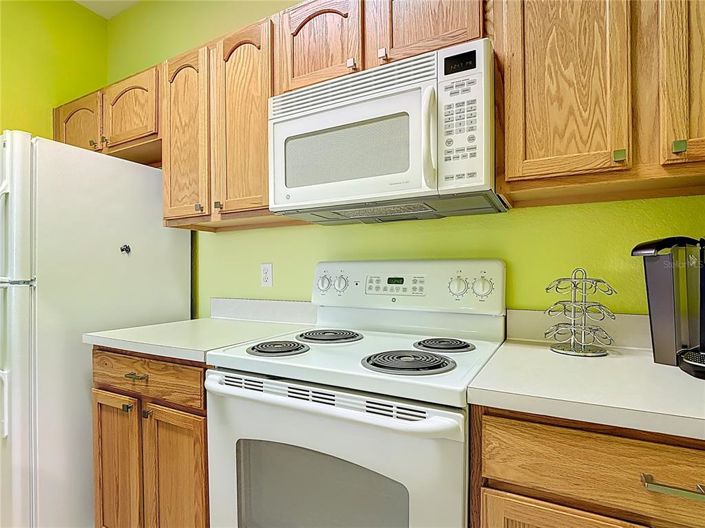 Image No.13-3 Bed Property for sale