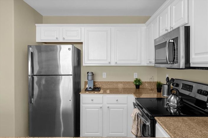 Image No.13-2 Bed Property for sale