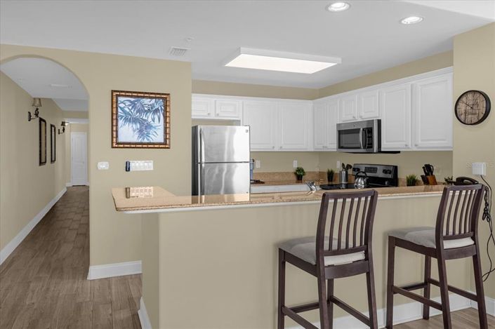 Image No.14-2 Bed Property for sale