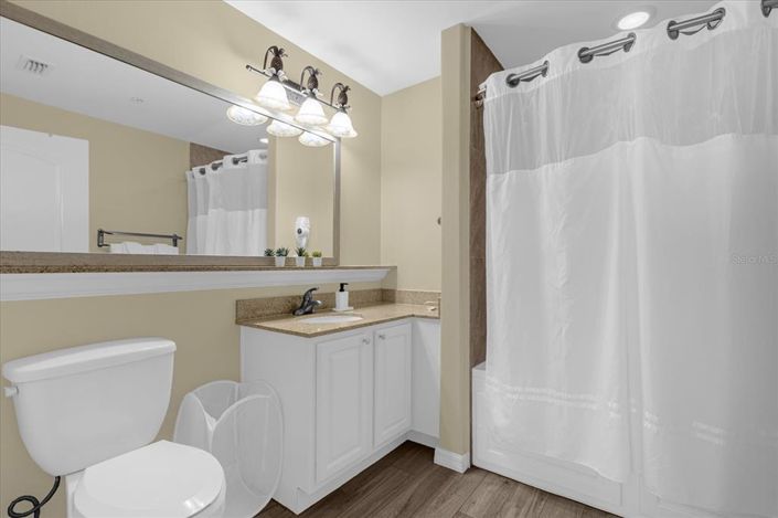 Image No.19-2 Bed Property for sale