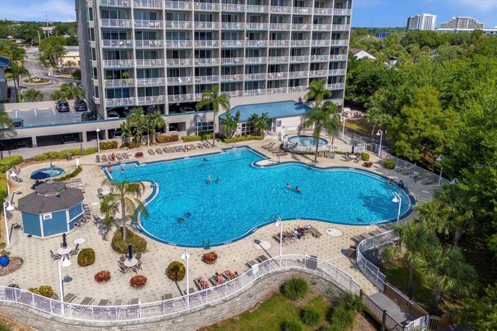 Image No.31-2 Bed Property for sale