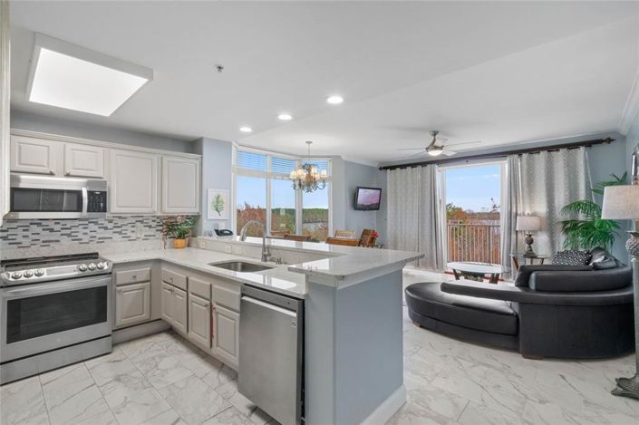 Image No.25-2 Bed Property for sale