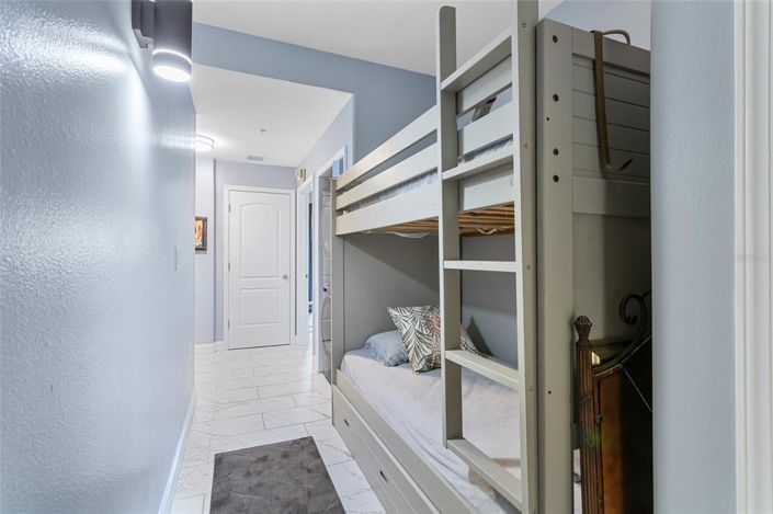 Image No.32-2 Bed Property for sale