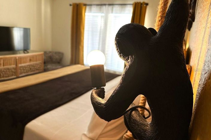 Image No.15-3 Bed Property for sale