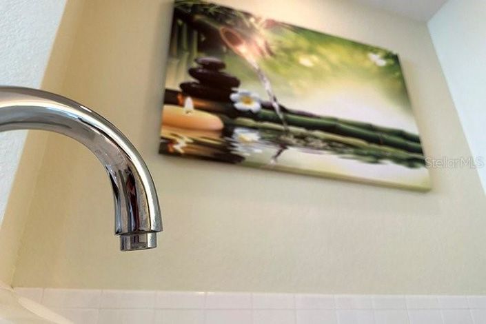 Image No.19-3 Bed Property for sale