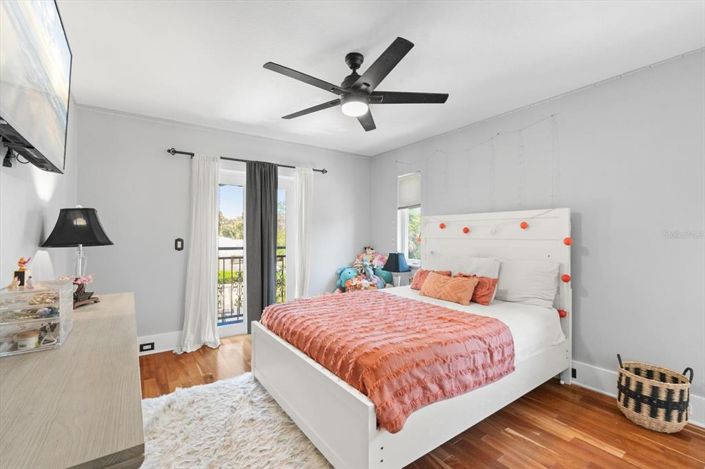 Image No.32-3 Bed Property for sale