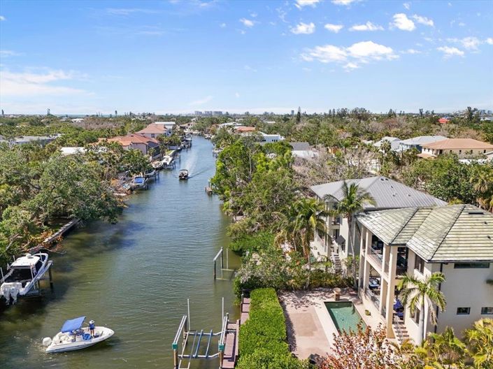 Image No.45-3 Bed Property for sale