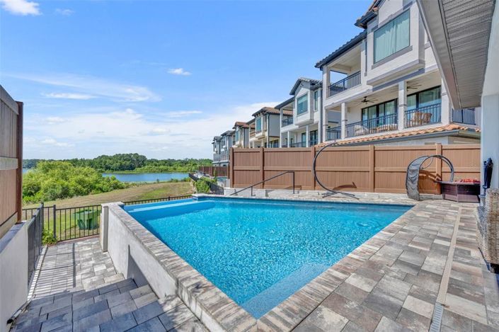 Image No.24-4 Bed Property for sale