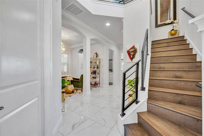 Image No.28-4 Bed Property for sale