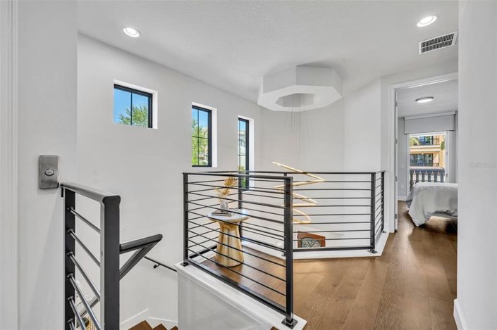 Image No.41-4 Bed Property for sale