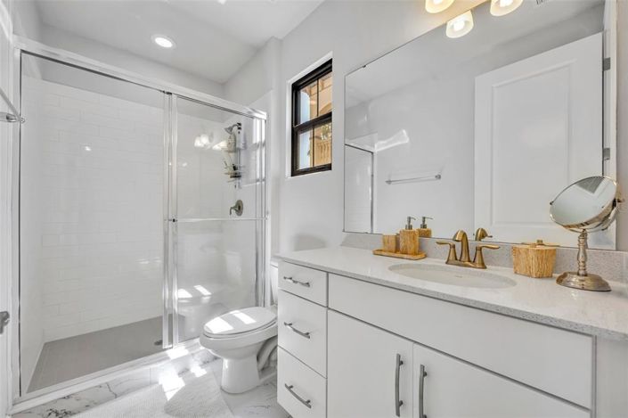 Image No.49-4 Bed Property for sale