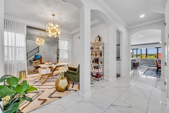 Image No.6-4 Bed Property for sale