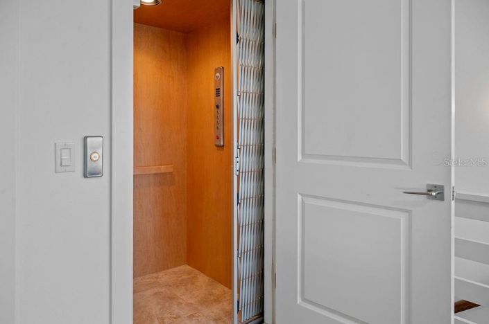 Image No.40-4 Bed Property for sale