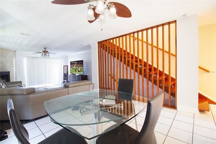 Image No.12-2 Bed Townhouse for sale