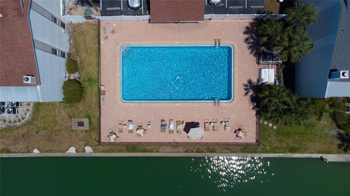 Image No.42-2 Bed Townhouse for sale