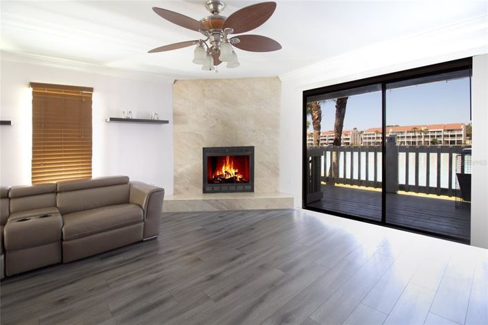 Image No.8-2 Bed Townhouse for sale