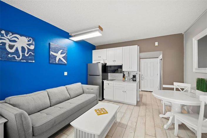 Image No.7-1 Bed Property for sale