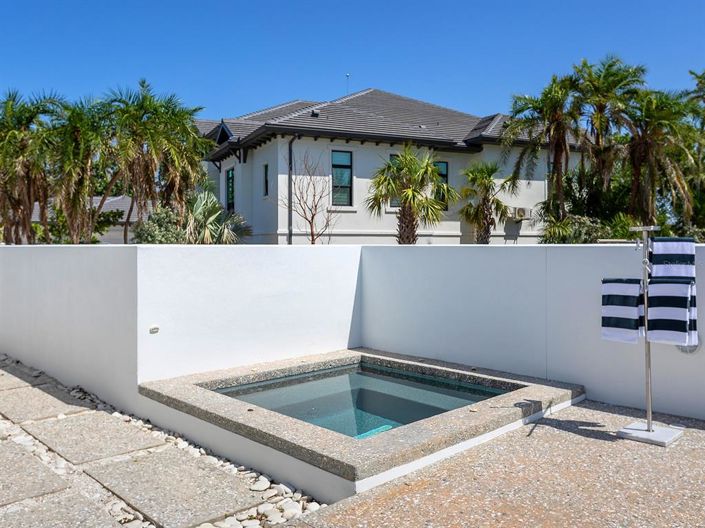 Image No.52-4 Bed Property for sale