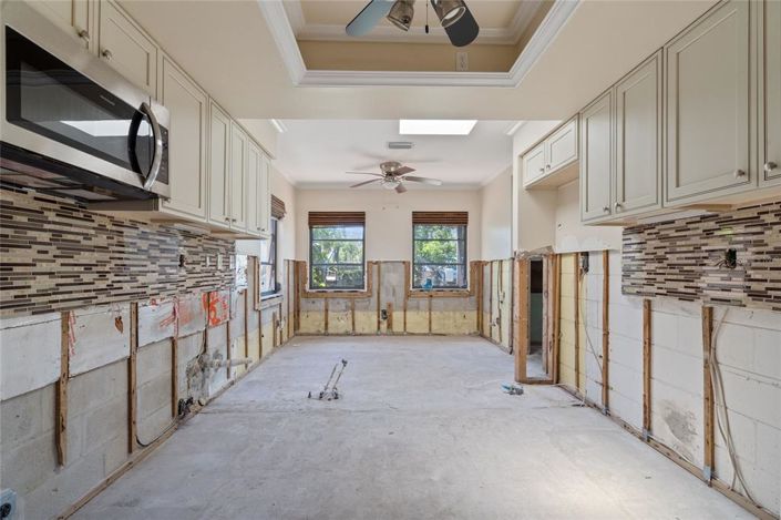 Image No.27-2 Bed Property for sale