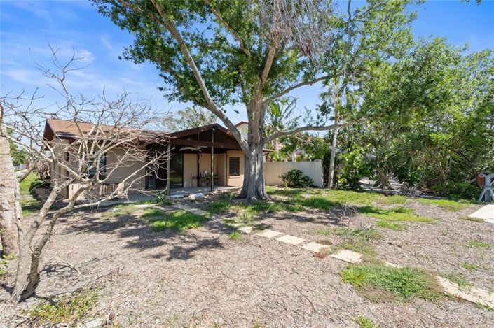 Image No.32-2 Bed Property for sale