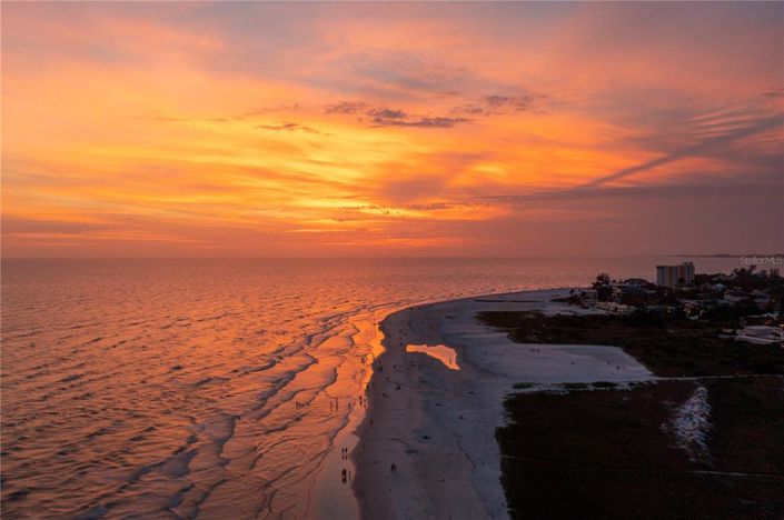 Image No.40-3 Bed Property for sale