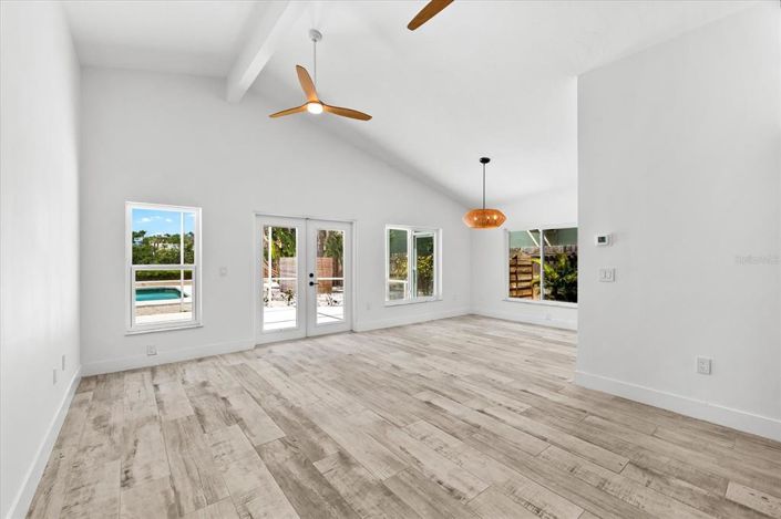 Image No.16-3 Bed Property for sale