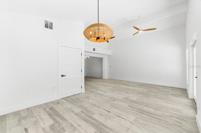 Image No.38-3 Bed Property for sale