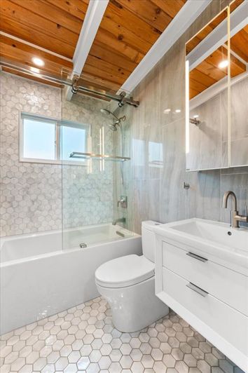 Image No.46-3 Bed Property for sale