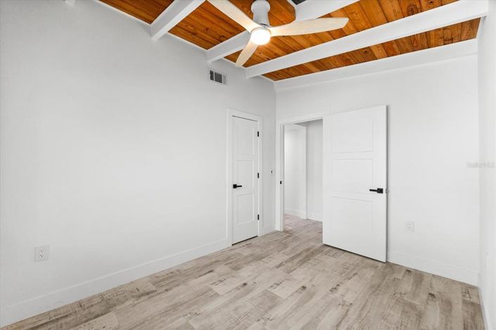 Image No.48-3 Bed Property for sale