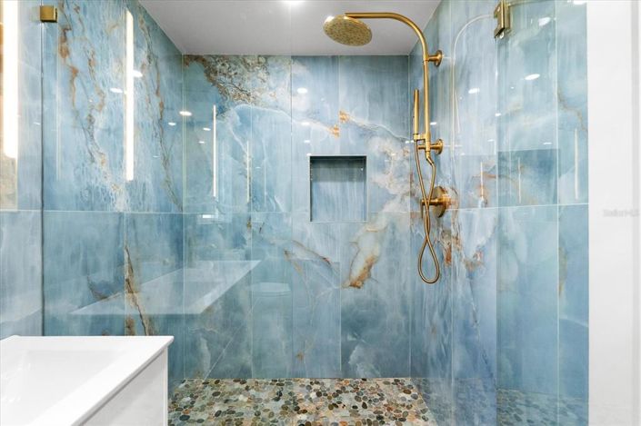 Image No.51-3 Bed Property for sale